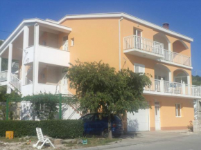 Apartmani IN